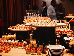 disposable catering trays
